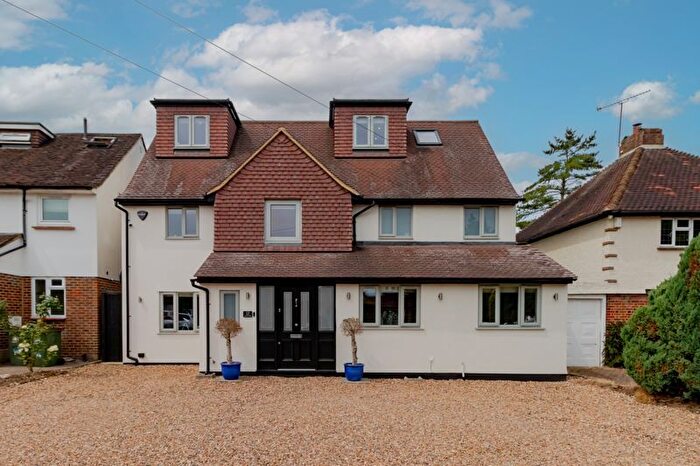 4 Bedroom Detached House To Rent In Queens Road, Sutton, SM2