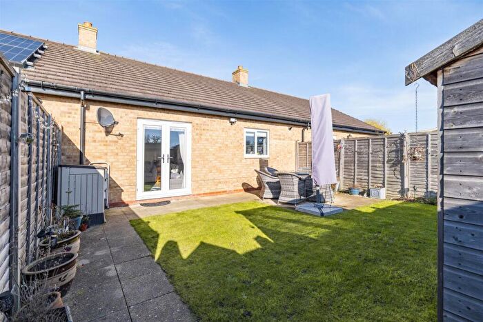 2 Bedroom Terraced Bungalow For Sale In Brocklehanger Edge, Cranfield, Bedford, MK43