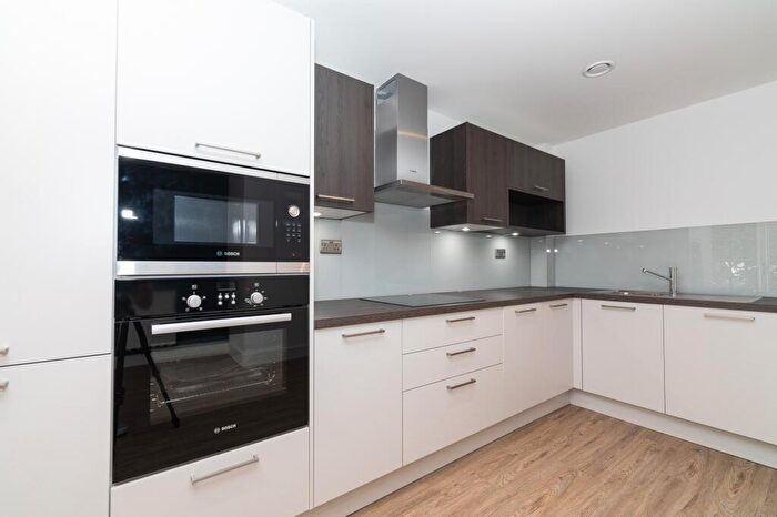 1 Bedroom Apartment To Rent In Cloth Halls, Spinning Acres Lane, Headingley, Leeds, LS6