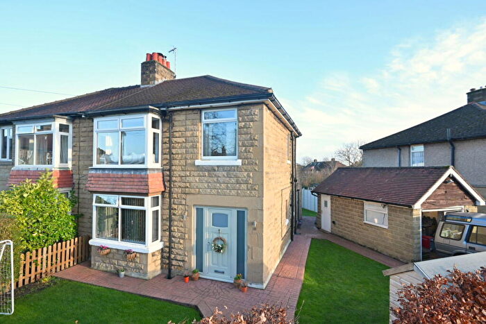 3 Bedroom Semi Detached House For Sale In Southgate, Ripon, HG4