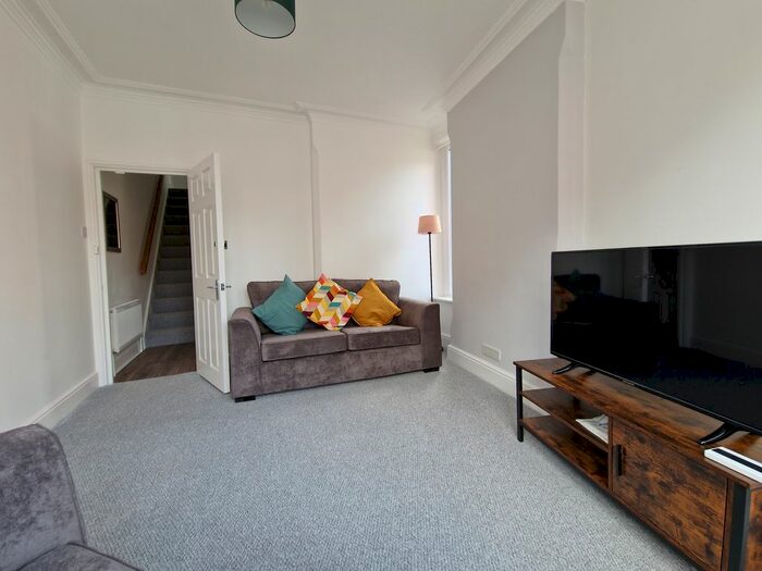 2 Bedroom Semi-Detached House To Rent In Birrell Road, Forest Fields, Nottingham, NG7