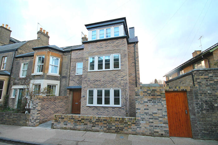 Flat To Rent In Flat, Panton Street, Cambridge, CB2