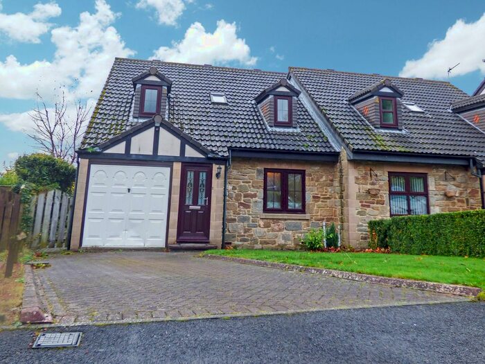 3 Bedroom Semi-Detached House To Rent In Valley View, Knitsley, Consett, DH8