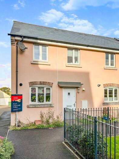 3 Bedroom House To Rent In Fremington, EX31