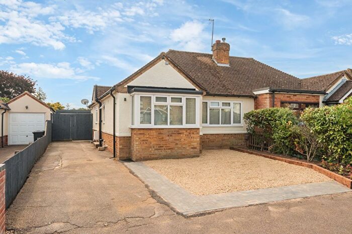 2 Bedroom Semi-detached Bungalow For Sale In Station Road, Flitwick, MK45