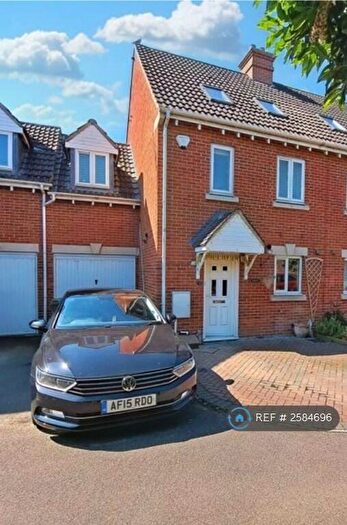 4 Bedroom Semi-Detached House To Rent In Hanson Gardens, Cheltenham, Gloucestershire, United Kingdom, GL52