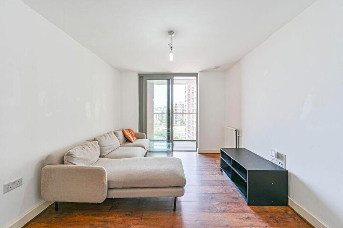 1 Bedroom Flat To Rent In Venice Corte, Lewisham, London, SE13