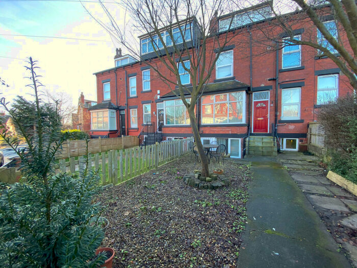 2 Bedroom Terraced House To Rent In Beechwood Crescent, Leeds, West Yorkshire, LS4