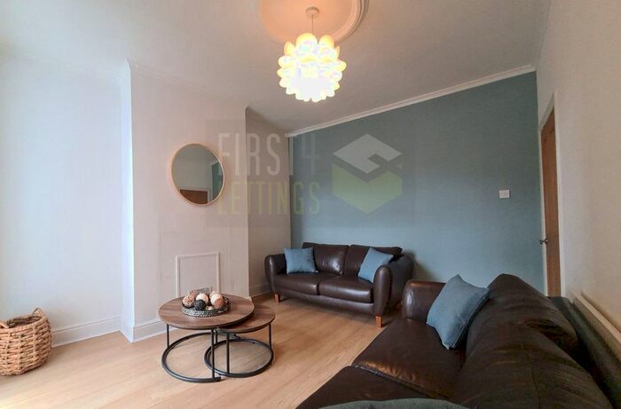 4 Bedroom Terraced House To Rent In Cecilia Road, Leicester, LE2