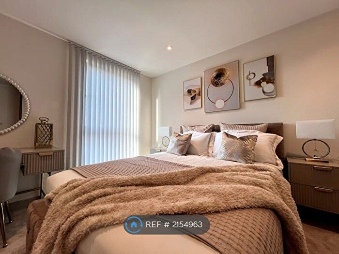 1 Bedroom Flat To Rent In Vespasian, Poole, BH15