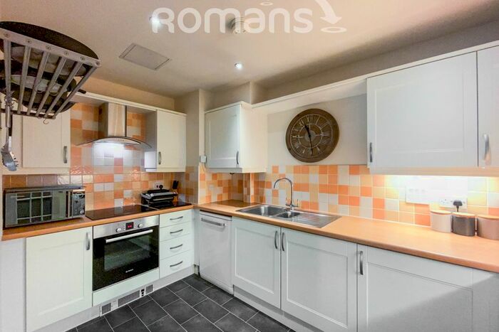 2 Bedroom Flat To Rent In The Coppice, Church Crookham, Fleet GU52