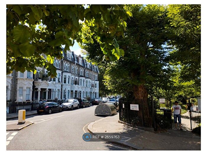 1 Bedroom Flat To Rent In West Kensington, London, W14