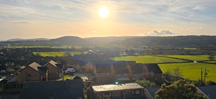 4 Bedroom Semi-Detached House To Rent In Tan Y Coed, Penrhynside, Llandudno, LL30