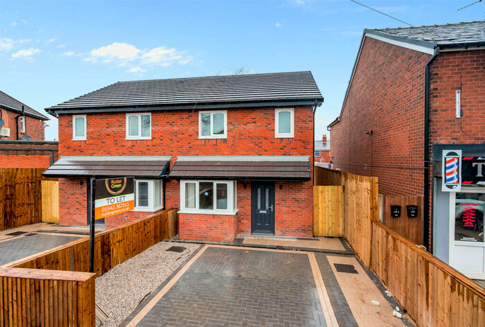 3 Bedroom Semi-Detached House To Rent In Barton Road, Farnworth, Bolton, BL4