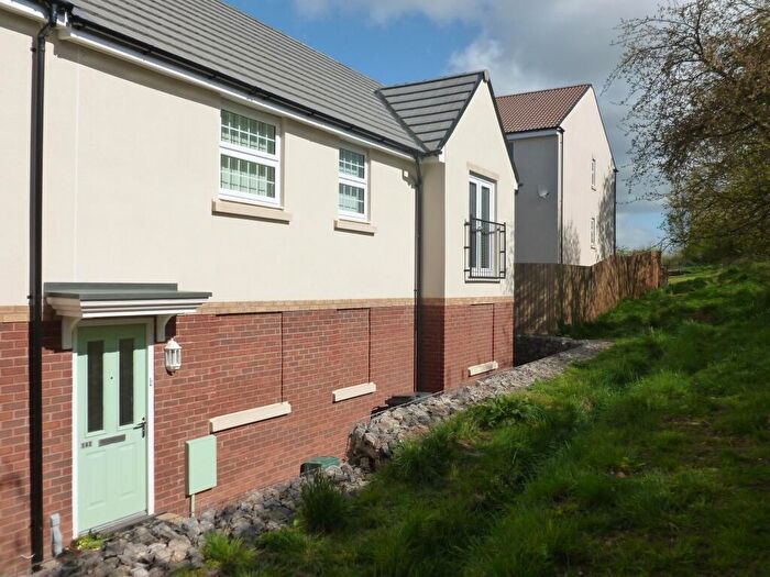 2 Bedroom Coach House For Sale In Normandy Drive, Yate, BS37