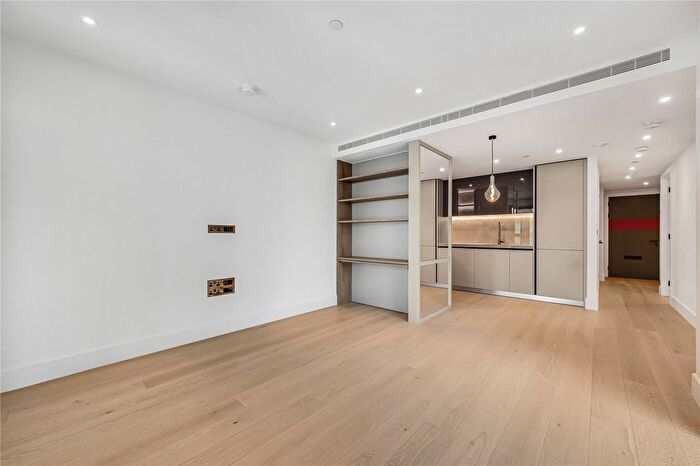 1 Bedroom Flat To Rent In Westmont Apartments, Fountain Park Way, London, W12