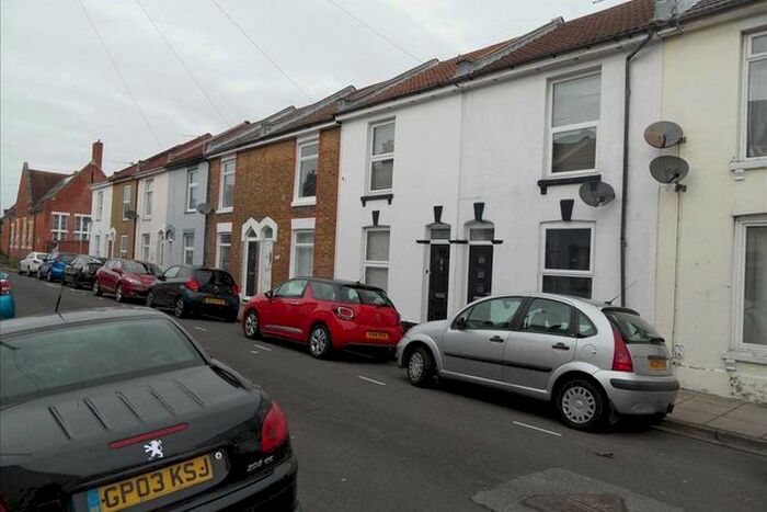 3 Bedroom Terraced House To Rent In Collingwood Road, Southsea, PO5