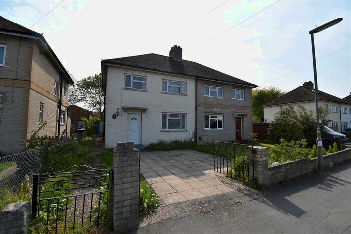 4 Bedroom Semi-Detached House To Rent In Kingsley Avenue, Englefield Green, Egham, TW20