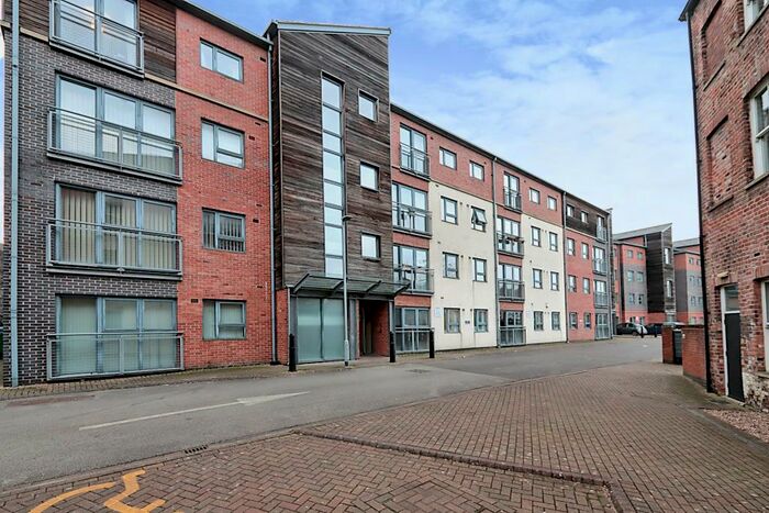 2 Bedroom Flat To Rent In Adelaide Lane, Sheffield, South Yorkshire, S3