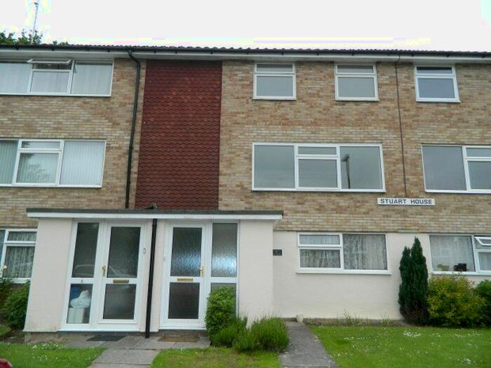 2 Bedroom Maisonette To Rent In York Close, Redkiln Way, Horsham RH13