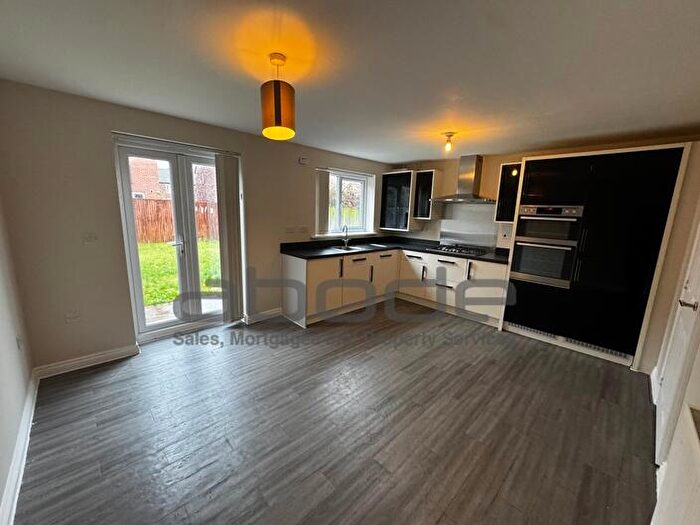 4 Bedroom Semi-Detached House For Sale In Dove Road, Mexborough, Doncaster, S64