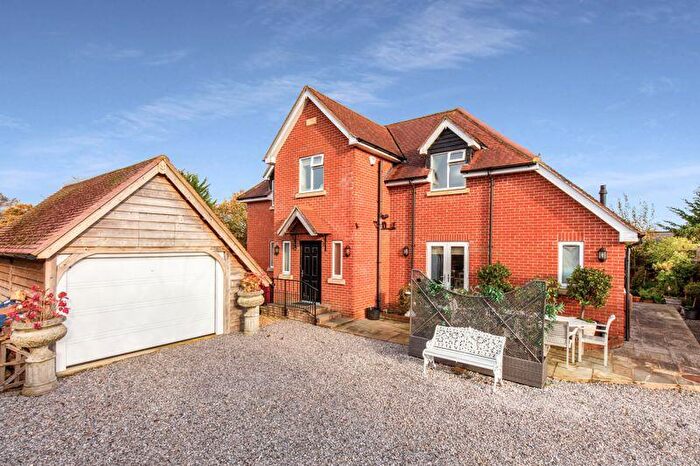 4 Bedroom Detached House For Sale In Nutbourne, Chichester, PO18