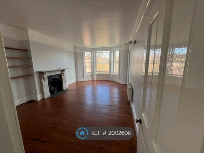 1 Bedroom Flat To Rent In Granville Park, London, SE13