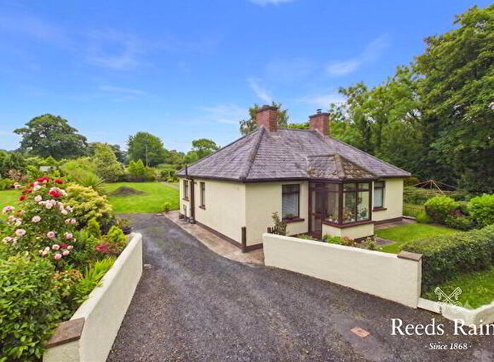 3 Bedroom Detached Cottages For Sale In Ballyworfy Road, Hillsborough, BT26