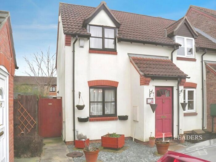 2 Bedroom Semi-Detached House To Rent In Blackthorn, Stamford, PE9