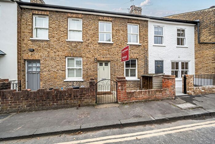 2 Bedroom Terraced House For Sale In Gomer Place, Teddington, TW11