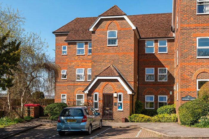 2 Bedroom Apartment To Rent In Balmoral Court, High Wycombe, HP13