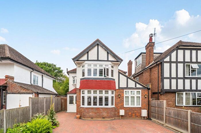 3 Bedroom Detached House For Sale In St. Martins Approach, Ruislip, HA4