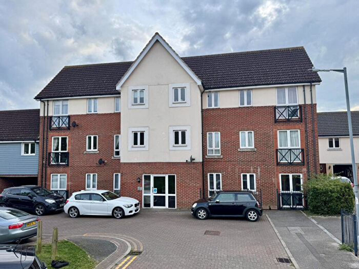 2 Bedroom Apartment To Rent In Jovian Way, Ipswich, IP1