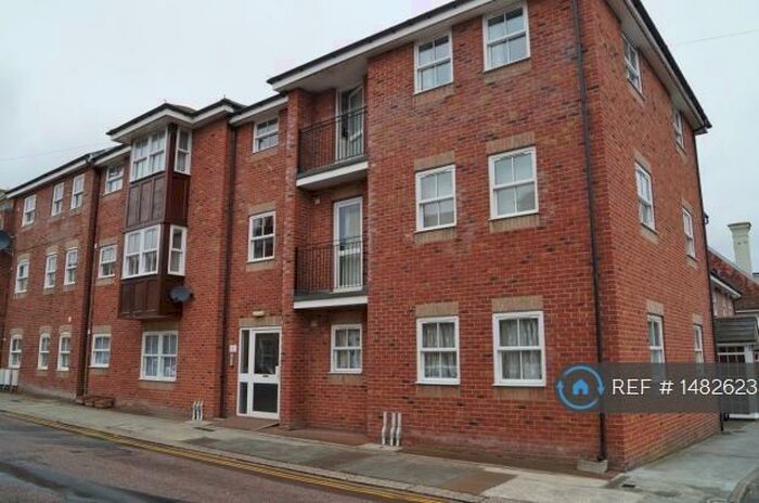 1 Bedroom Flat To Rent In Langton Court, Newport, PO30