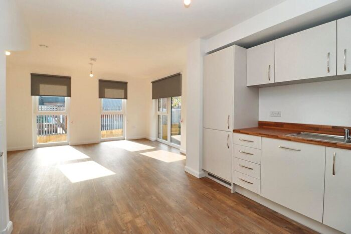 2 Bedroom Duplex To Rent In Kilpatrick Bow, Edinburgh, Midlothian, EH6