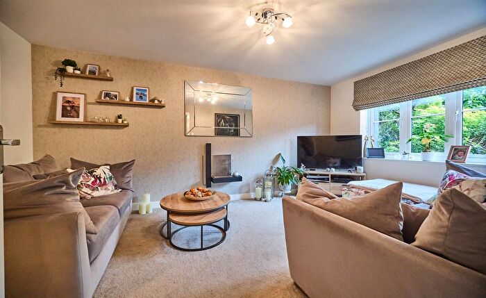 4 Bedroom Detached House To Rent In Frezenberg Close, Burbage, LE10