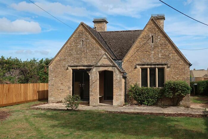2 Bedroom Detached Bungalow To Rent In Rissington Road, Bourton-On-The-Water, Cheltenham, GL54
