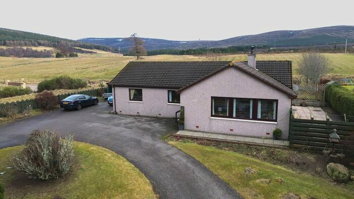4 Bedroom Detached House For Sale In Cromdale, Grantown-On-Spey, PH26