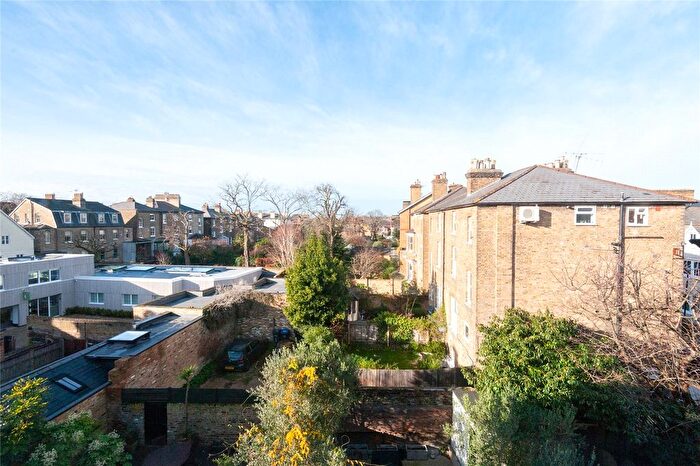 1 Bedroom Flat For Sale In Ridgway, Wimbledon Village, London, SW19