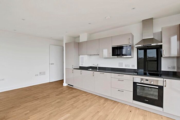 2 Bedroom Apartment To Rent In Burgess Springs, Chelmsford, CM1