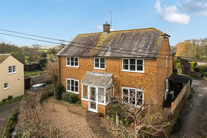 4 Bedroom Detached House For Sale In Litton Cheney, Dorchester, DT2