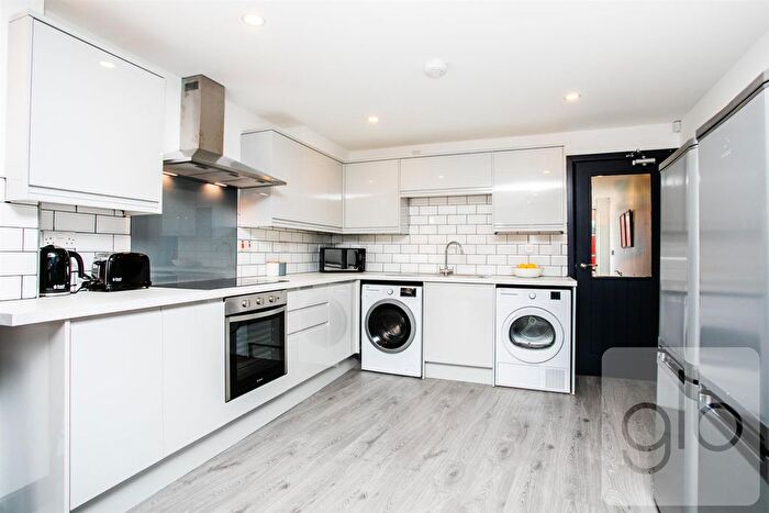 5 Bedroom Property For Sale In Argyll Street, Ball Hill, Coventry, CV2