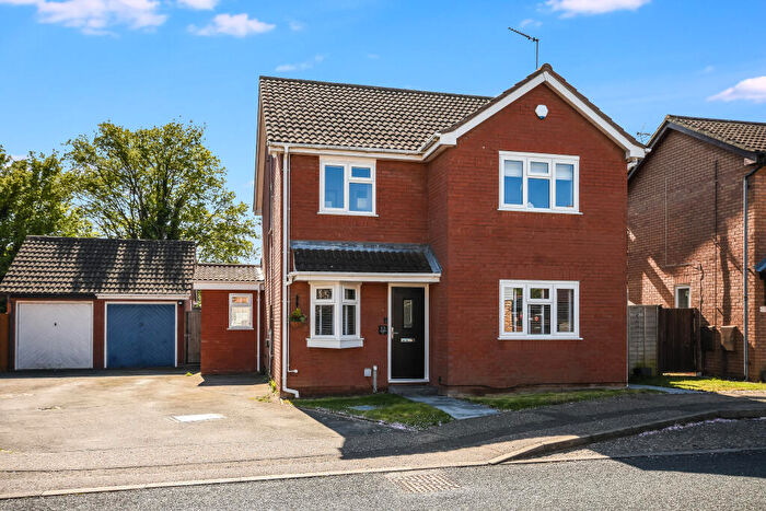 3 Bedroom Detached House For Sale In Beeleigh Link, Chelmer Village, Chelmsford, CM2