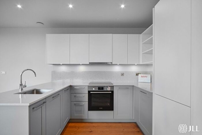 1 Bedroom Flat To Rent In Durban Road, London, E15