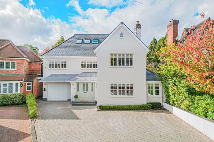 5 Bedroom Detached House For Sale In Blythe Way, Solihull, B91