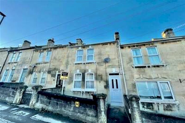 2 Bedroom House To Rent In Herbert Road, Bath, BA2