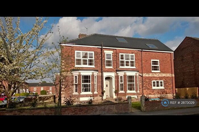 2 Bedroom Flat To Rent In Fallowfield, Manchester, M14