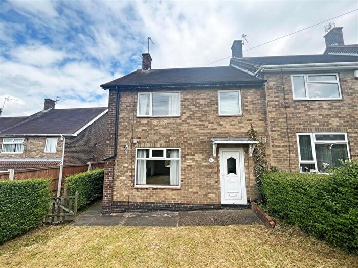 3 Bedroom End Of Terrace House To Rent In Trinstead Way, Bestwood Park, Nottingham, NG5