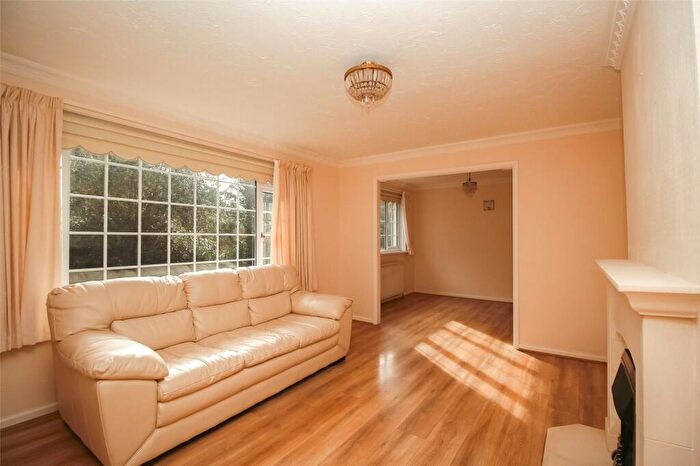 3 Bedroom Bungalow For Sale In Acacia Close, Bideford, Devon, EX39