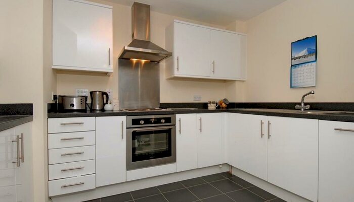 1 Bedroom Apartment To Rent In Kennet Street, Reading, RG1